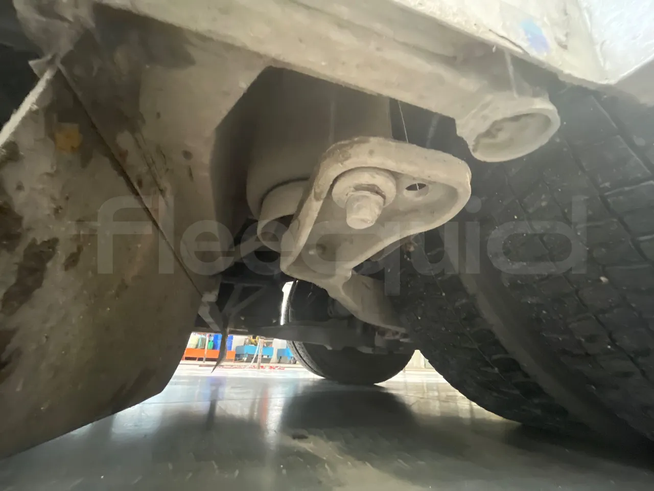 Temsa Safari RD RAT153 - EUR5 - 266kW - 12.200m - axle 2 shock absorbers 1 left
