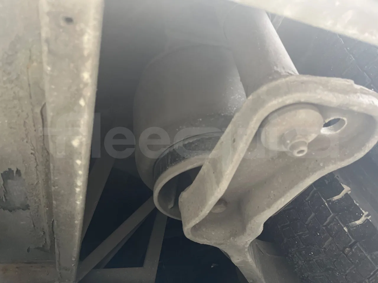 Temsa Safari RD RAT153 - EUR5 - 266kW - 12.200m - axle 2 shock absorbers 1 right