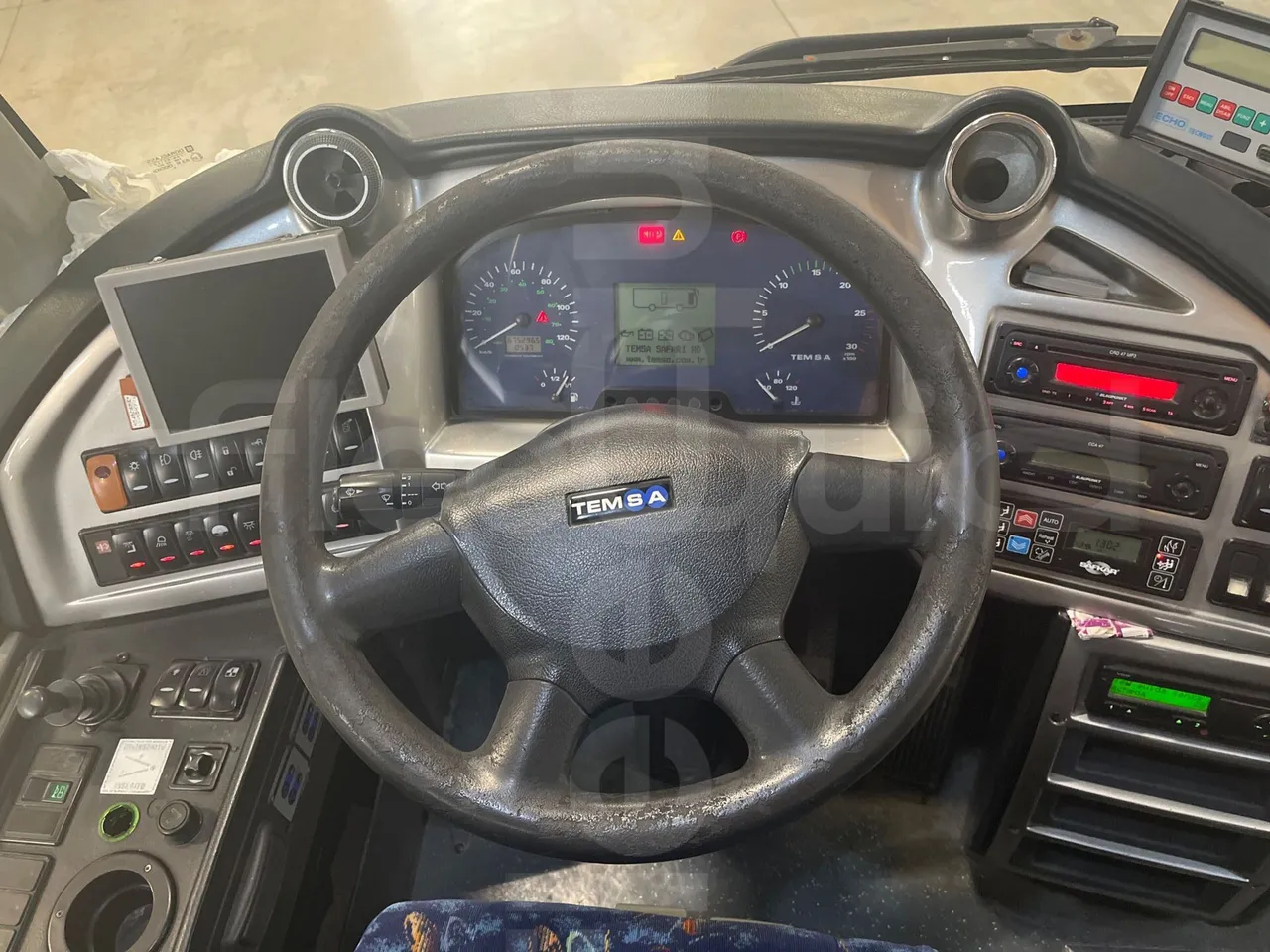 Temsa Safari RD RAT153 - EUR5 - 266kW - 12.200m - steering wheel photo