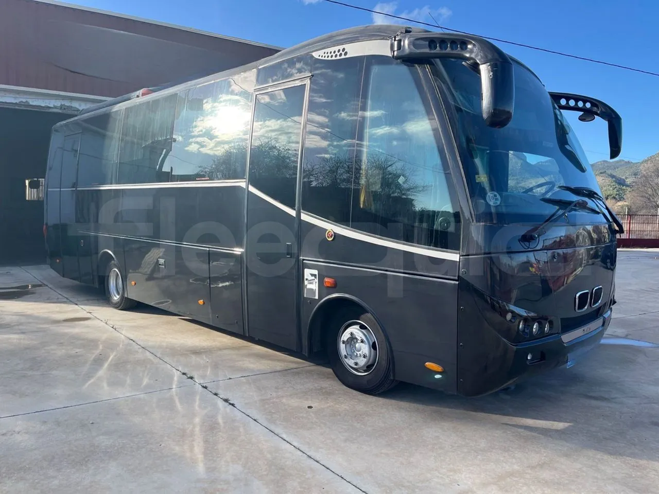 Man 12.220 HOCL 12.240/DEXON -  EUR4 - 176kW - 9.460m - 3/4 front right doors