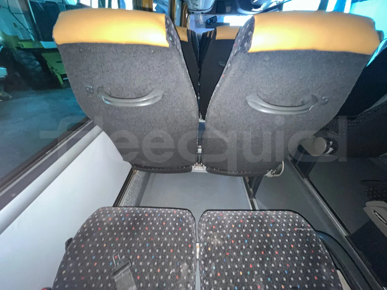 Man 12.220 HOCL 12.240/DEXON -  EUR4 - 176kW - 9.460m - mesh detail photo