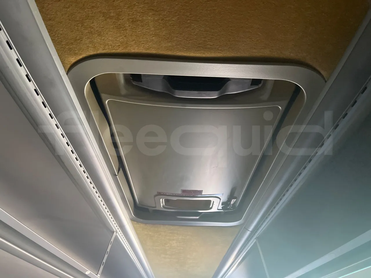 Man 12.220 HOCL 12.240/DEXON -  EUR4 - 176kW - 9.460m - floor hatches photo