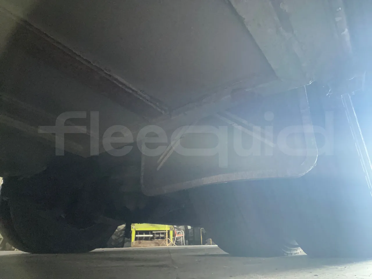 Man 12.220 HOCL 12.240/DEXON -  EUR4 - 176kW - 9.460m - axle 2 shock absorbers 2 left