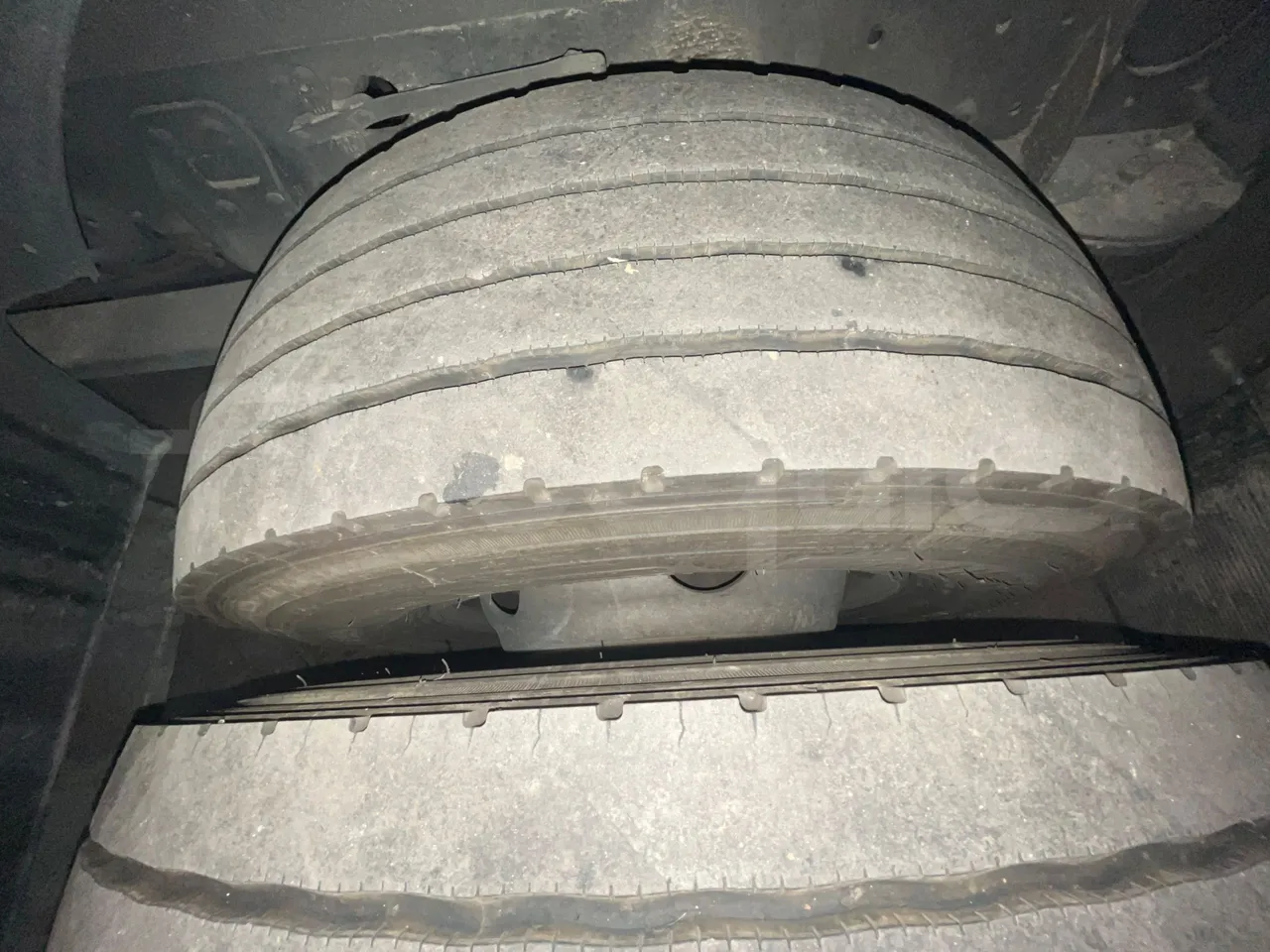 Man 12.220 HOCL 12.240/DEXON -  EUR4 - 176kW - 9.460m - axle 2 shock absorbers 1 right