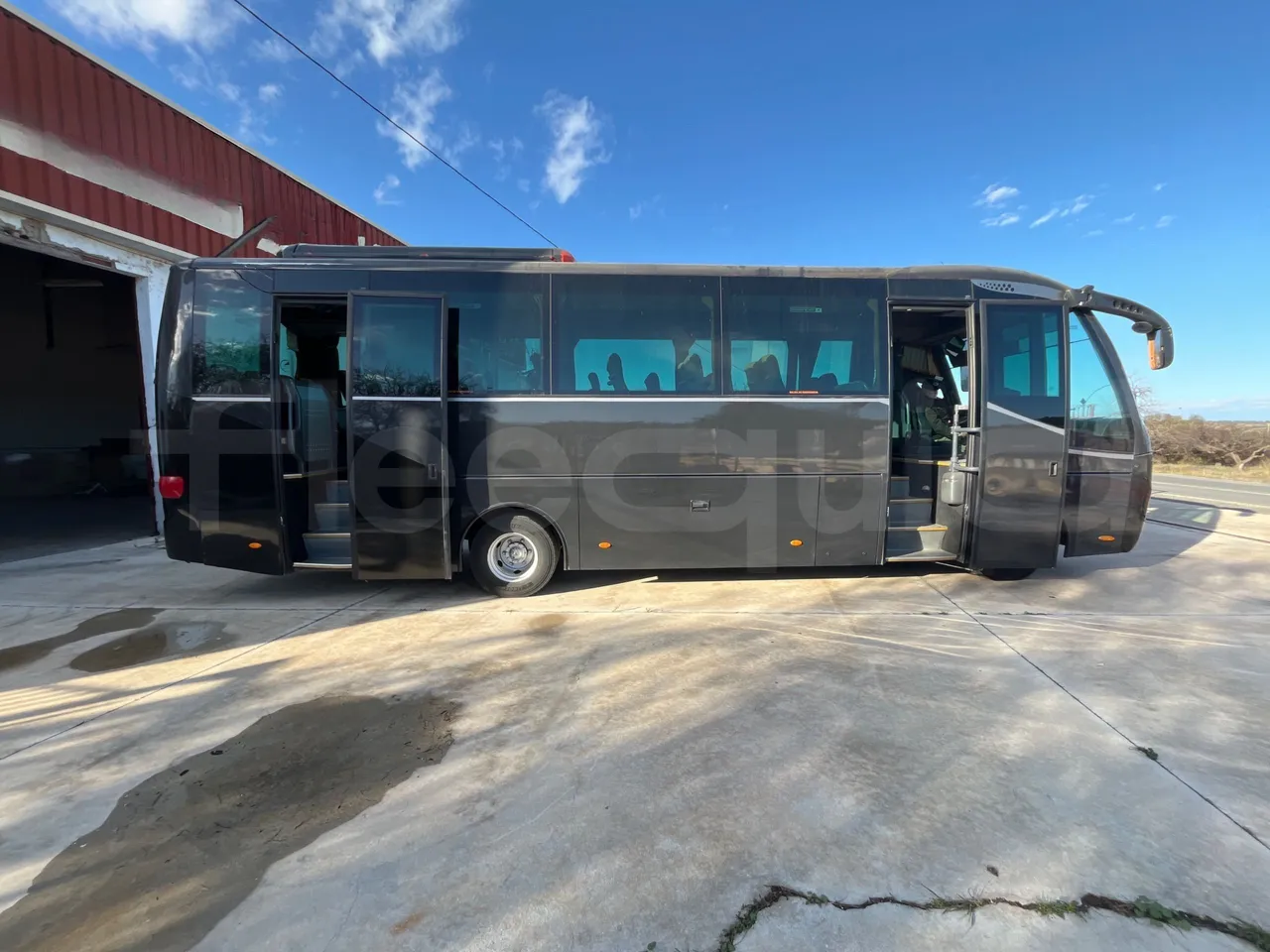 Man 12.220 HOCL 12.240/DEXON -  EUR4 - 176kW - 9.460m - right side doors open