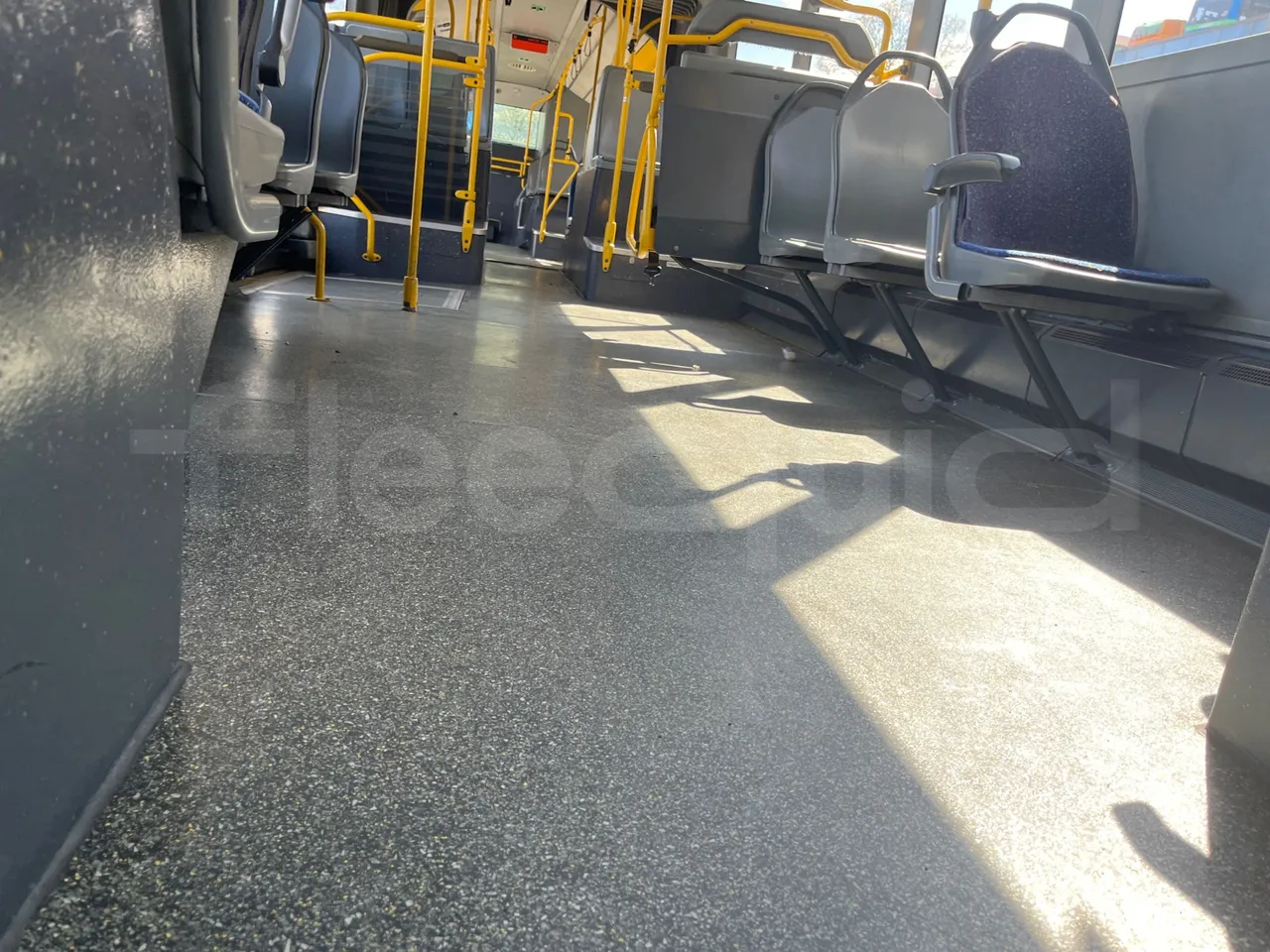 Mercedes-Benz Citaro G 0530 - Euro5 - 260kW - 17.940mt - seat brackets photo