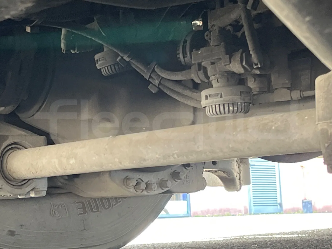 Mercedes-Benz Citaro G 0530 - Euro5 - 260kW - 17.940mt - axle 3 left side