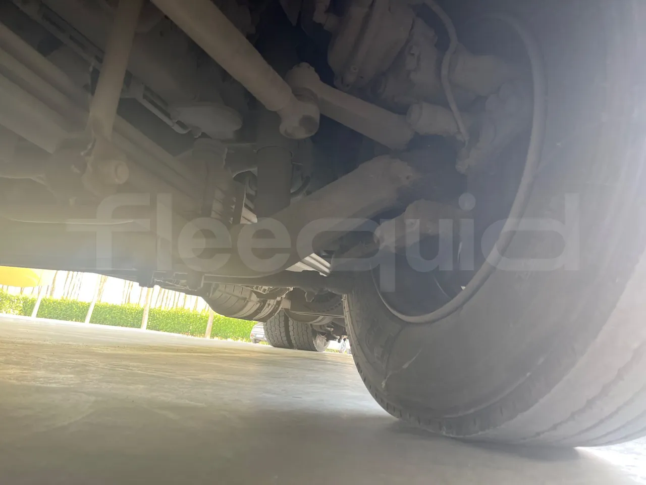 ISUZU Turquoise/Sb QBUS31-M51/Euro 5 - 140 Kw - 7,720 Mt - front axle left side