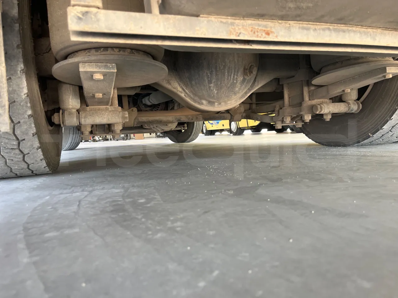 ISUZU Turquoise/Sb QBUS31-M51/Euro 5 - 140 Kw - 7,720 Mt - axle 3 central
