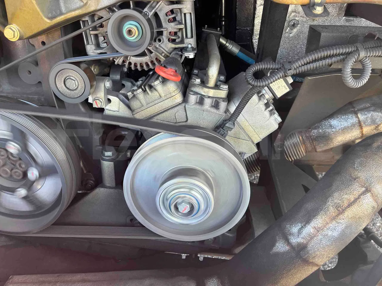 Mercedes-Benz Citaro - air conditioning compressor
