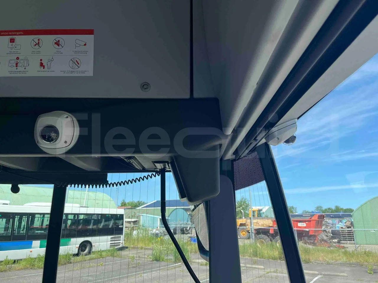Mercedes-Benz Citaro - roof hatch 3