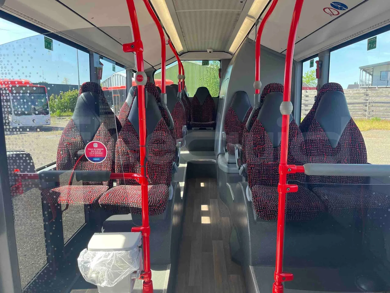 Mercedes-Benz Citaro - reverse view middle aisle