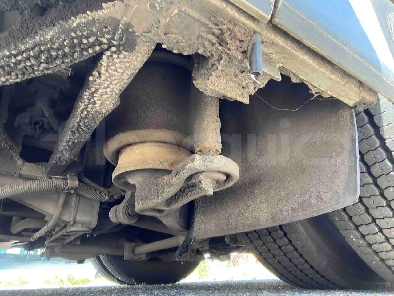 Mercedes-Benz Citaro - axle 2 shock absorbers 2 left