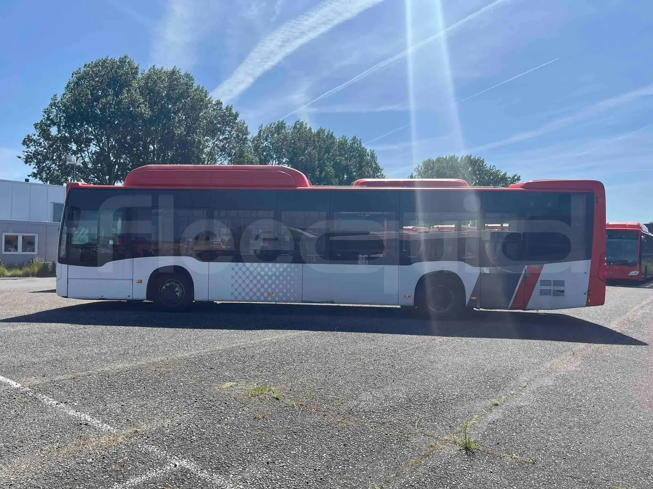 Mercedes-Benz Citaro - left side photo
