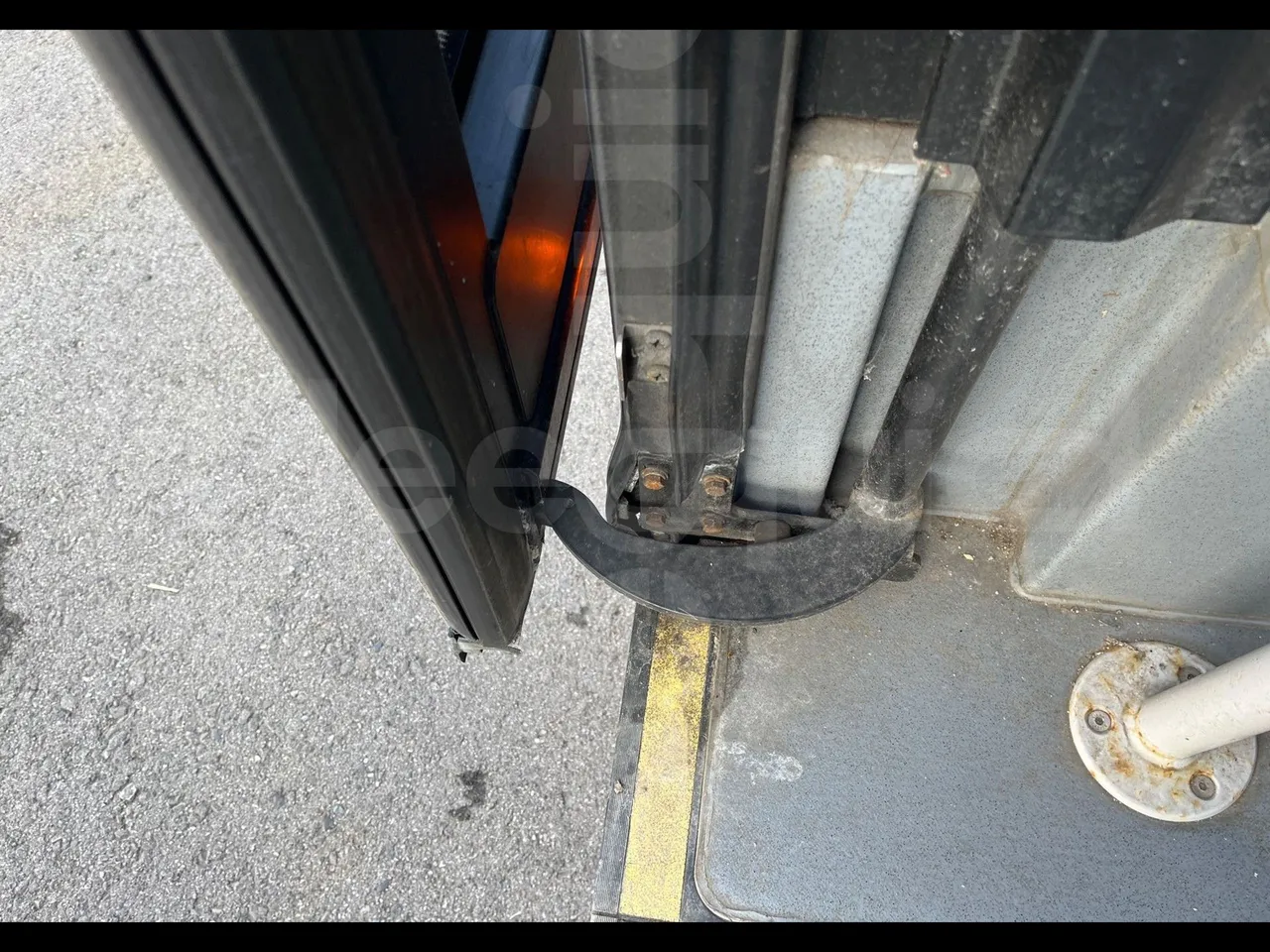 Volvo G891H L291LH24J8100 / Euro 6 - 177 Kw - 18.750 Mt - door mechanism photo