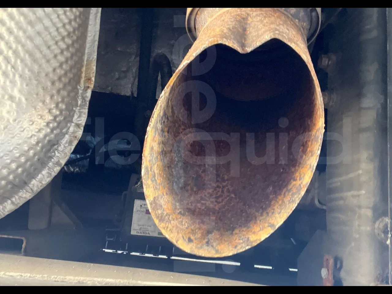 Volvo G891H L291LH24J8100 / Euro 6 - 177 Kw - 18.750 Mt - exhaust photo