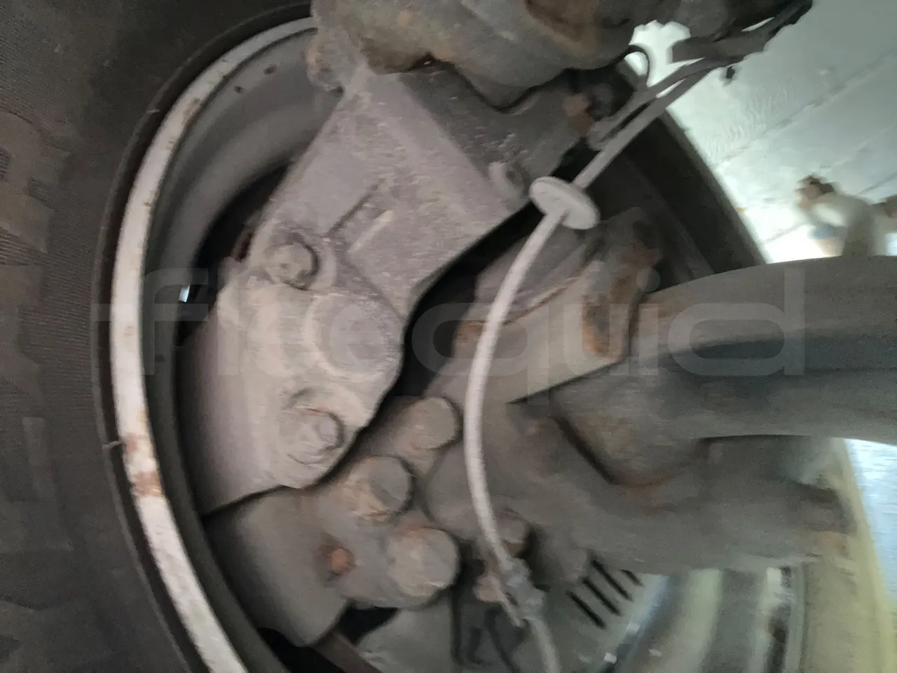 Volvo G891H L291LH24J8100 / Euro 6 - 177 Kw - 18.750 Mt - front discs right