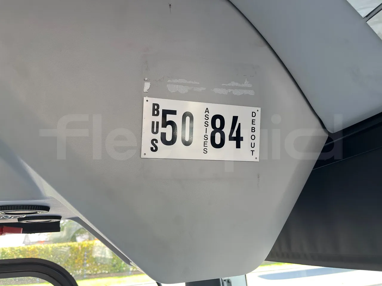 Volvo G891H L291LH24J8100 / Euro 6 - 177 Kw - 18.750 Mt - seat plate photo