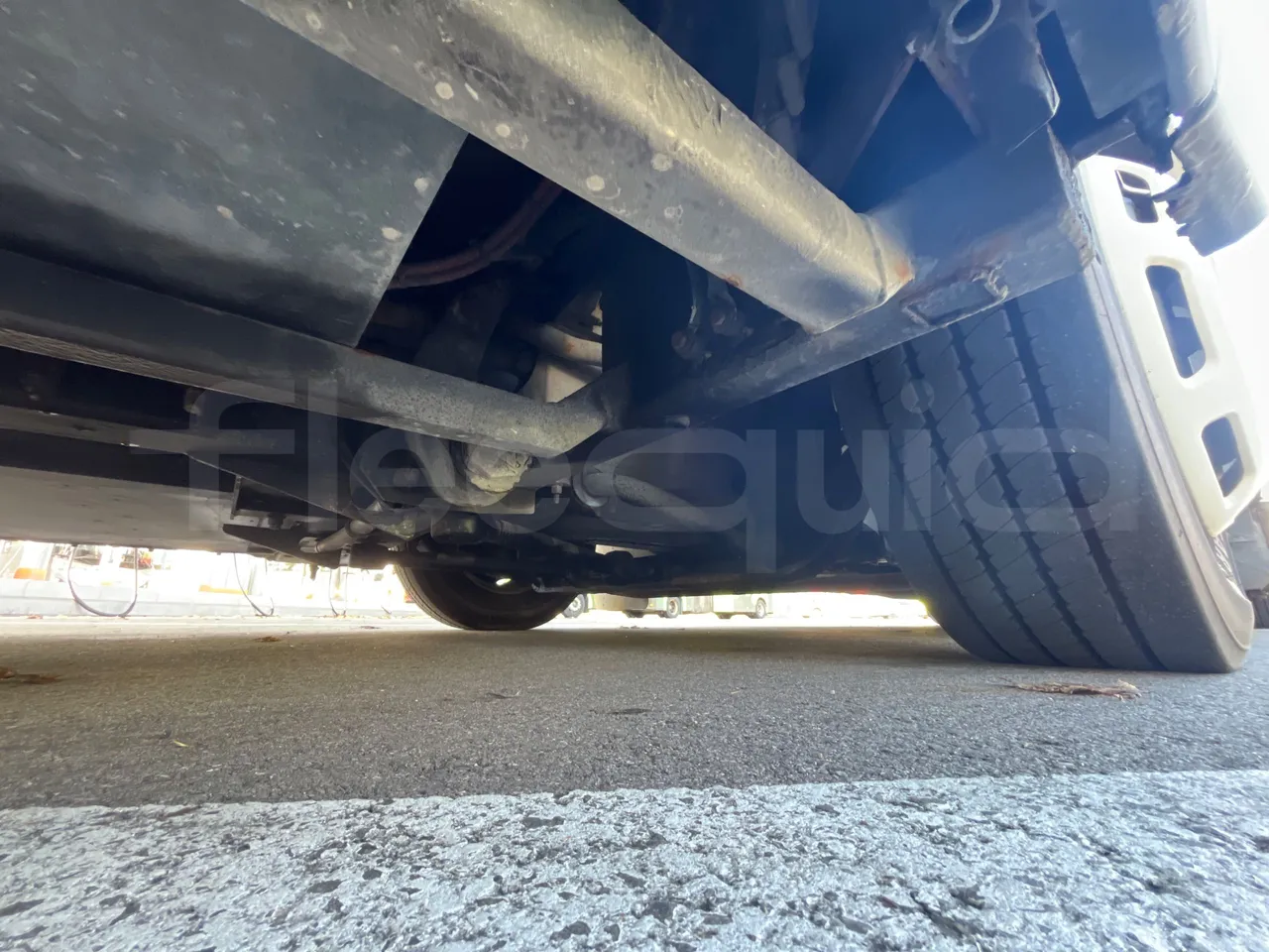 Volvo G891H L291LH24J8100 / Euro 6 - 177 Kw - 18.750 Mt - front axle left side