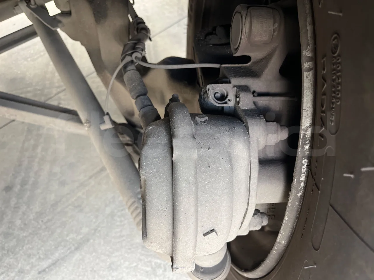 Vdl Bova Futura FLD 120-365 L/E5 - EUR5 - 266kW - 12m - front brake calipers right