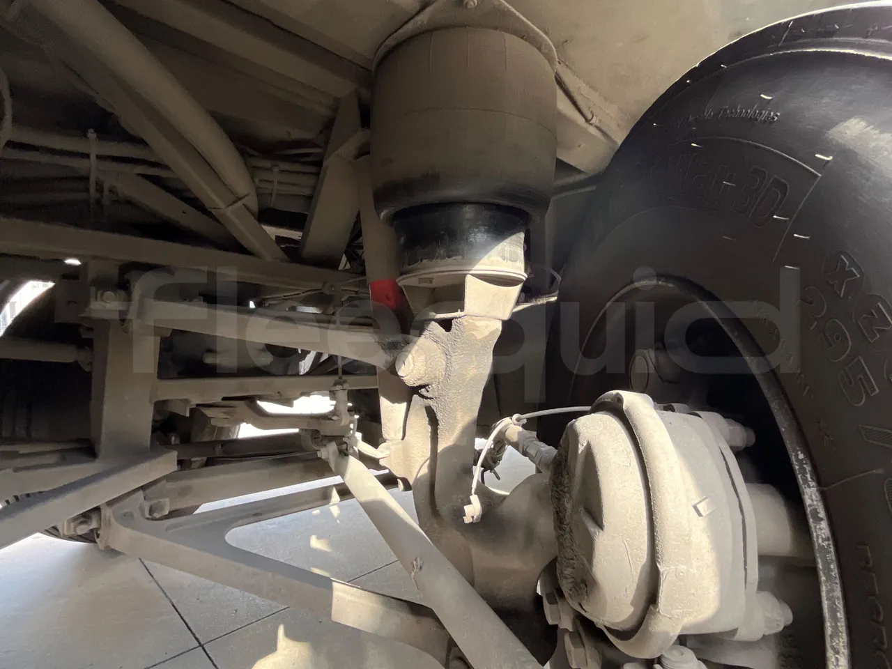 Vdl Bova Futura FLD 120-365 L/E5 - EUR5 - 266kW - 12m - front shock absorbers left