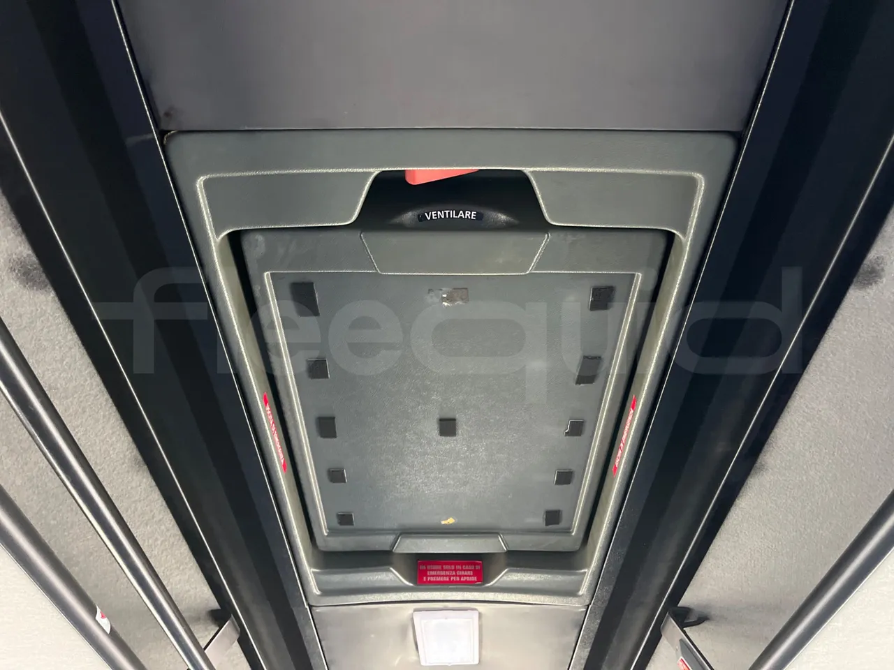 Vdl Bova Futura FLD 120-365 L/E5 - EUR5 - 266kW - 12m - roof hatch 1