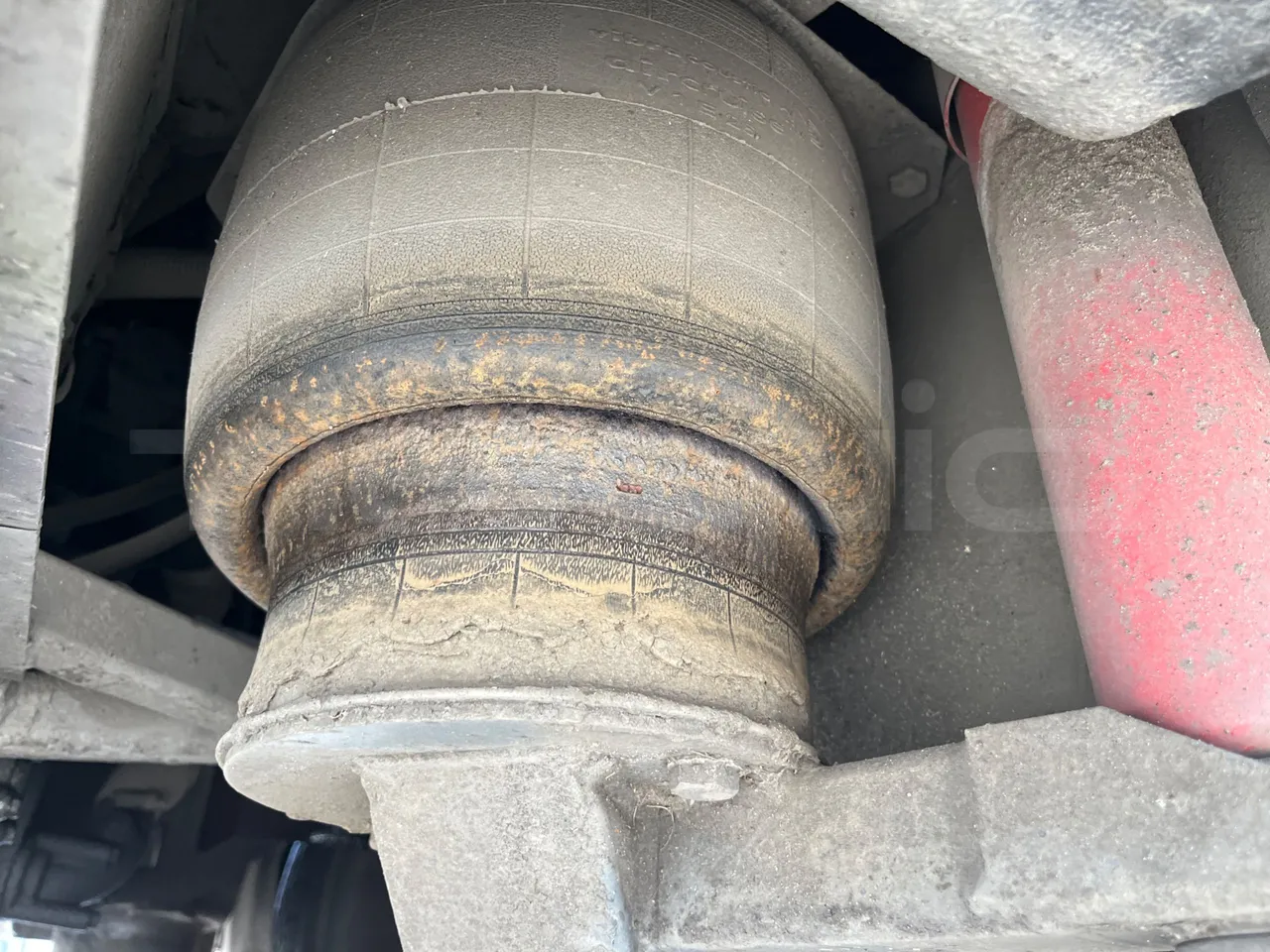 Vdl Bova Futura FLD 120-365 L/E5 - EUR5 - 266kW - 12m - axle 2 shock absorbers 1 left