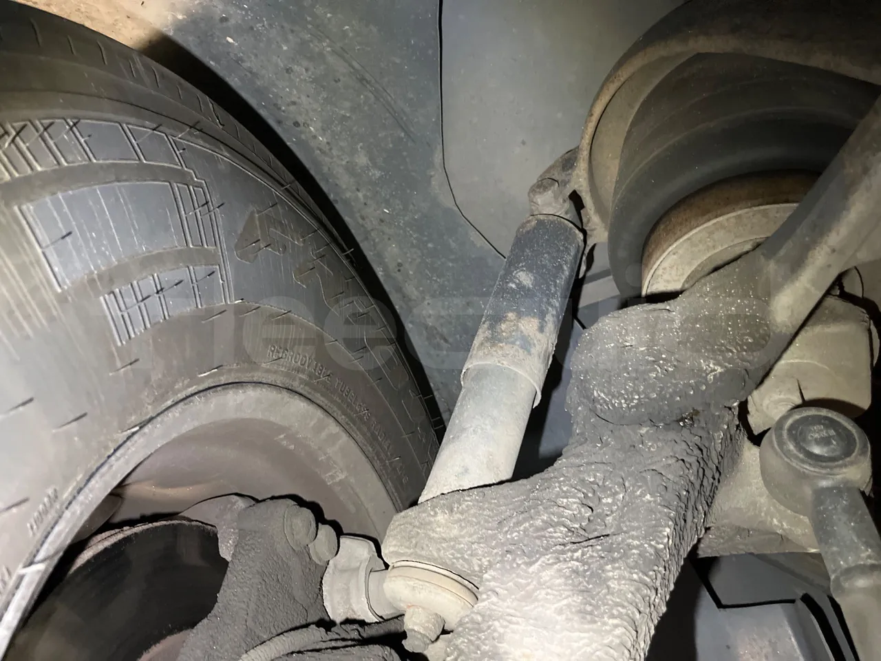 Irisbus New Domino 397E/12.40 - EUR5/331KW/12.410MT - front shock absorbers left