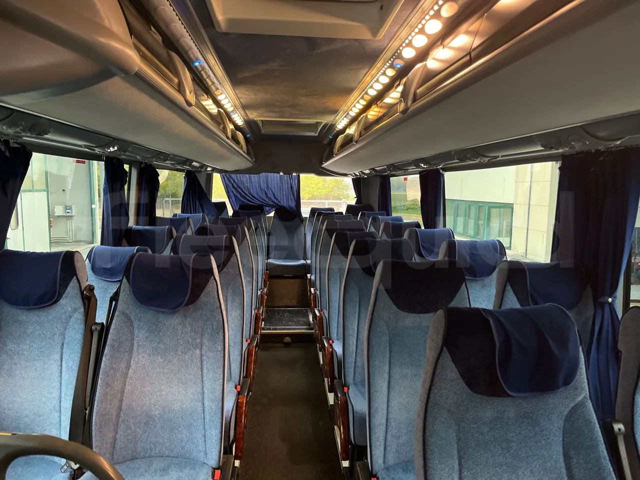 Irisbus New Domino 397E/12.40 - EUR5/331KW/12.410MT - reverse view middle aisle