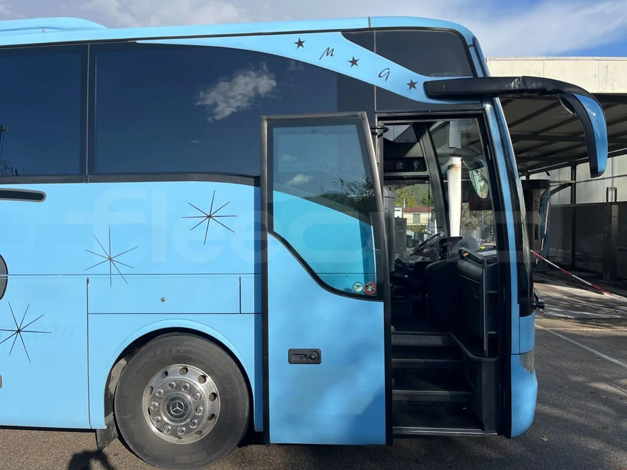 Mercedes-Benz Tourismo 632 02 - EUR5 - 315kW - 12.960m - 11967cc - front door 1 open