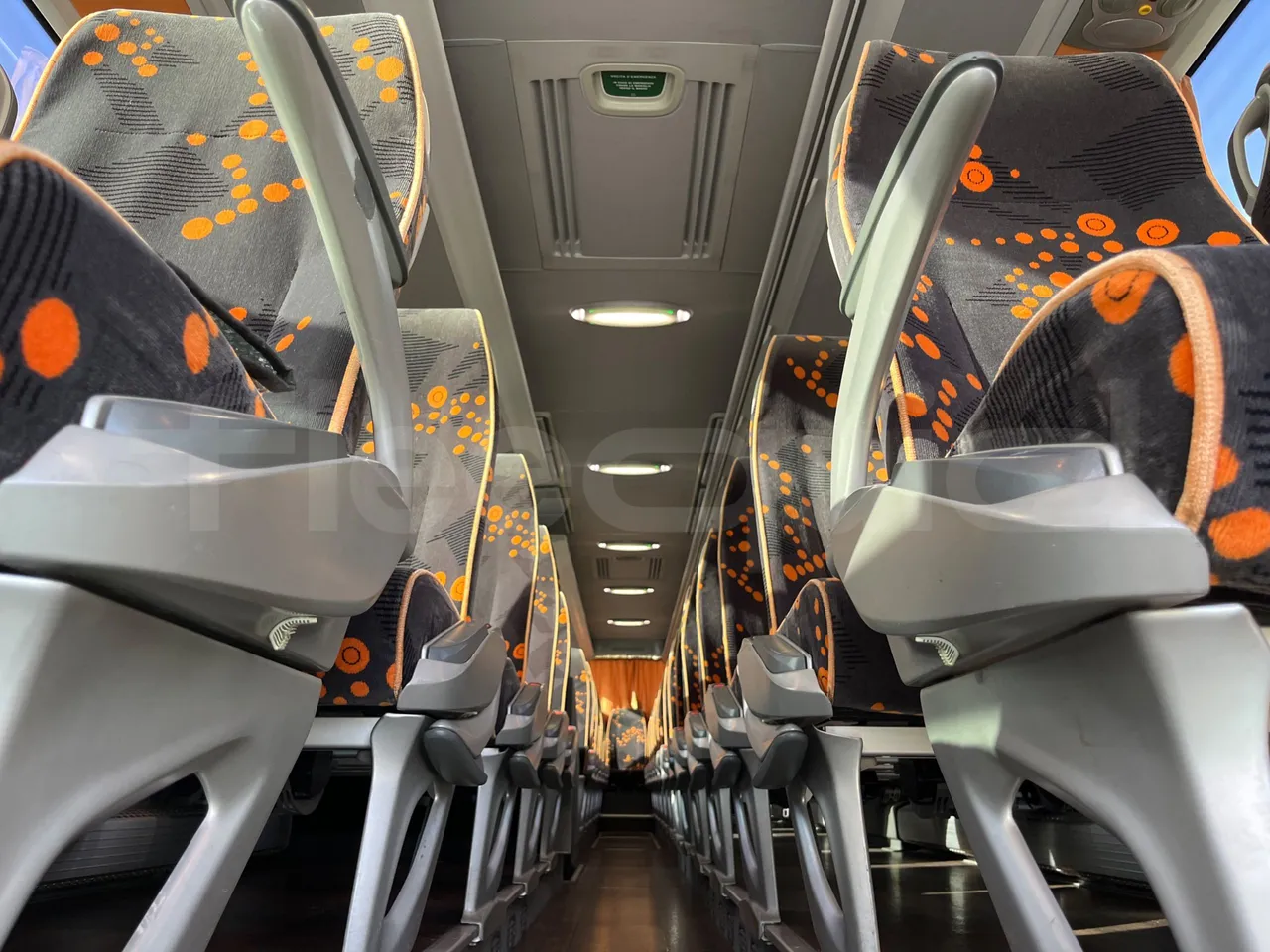 Mercedes-Benz Tourismo 632 02 - EUR5 - 315kW - 12.960m - 11967cc - seat brackets photo