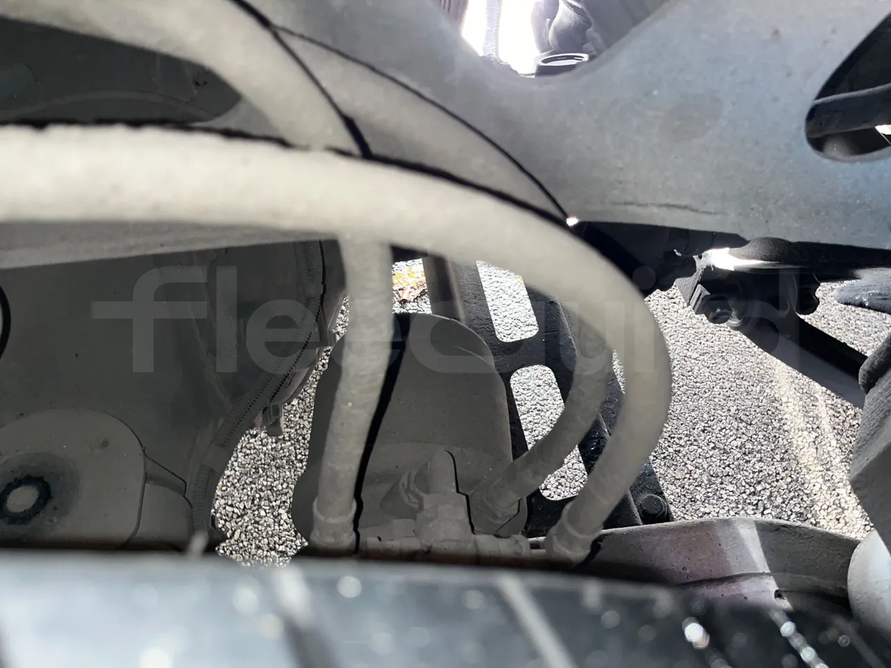 Mercedes-Benz Tourismo 632 02 - EUR5 - 315kW - 12.960m - 11967cc - axle 2 caliper brakes right