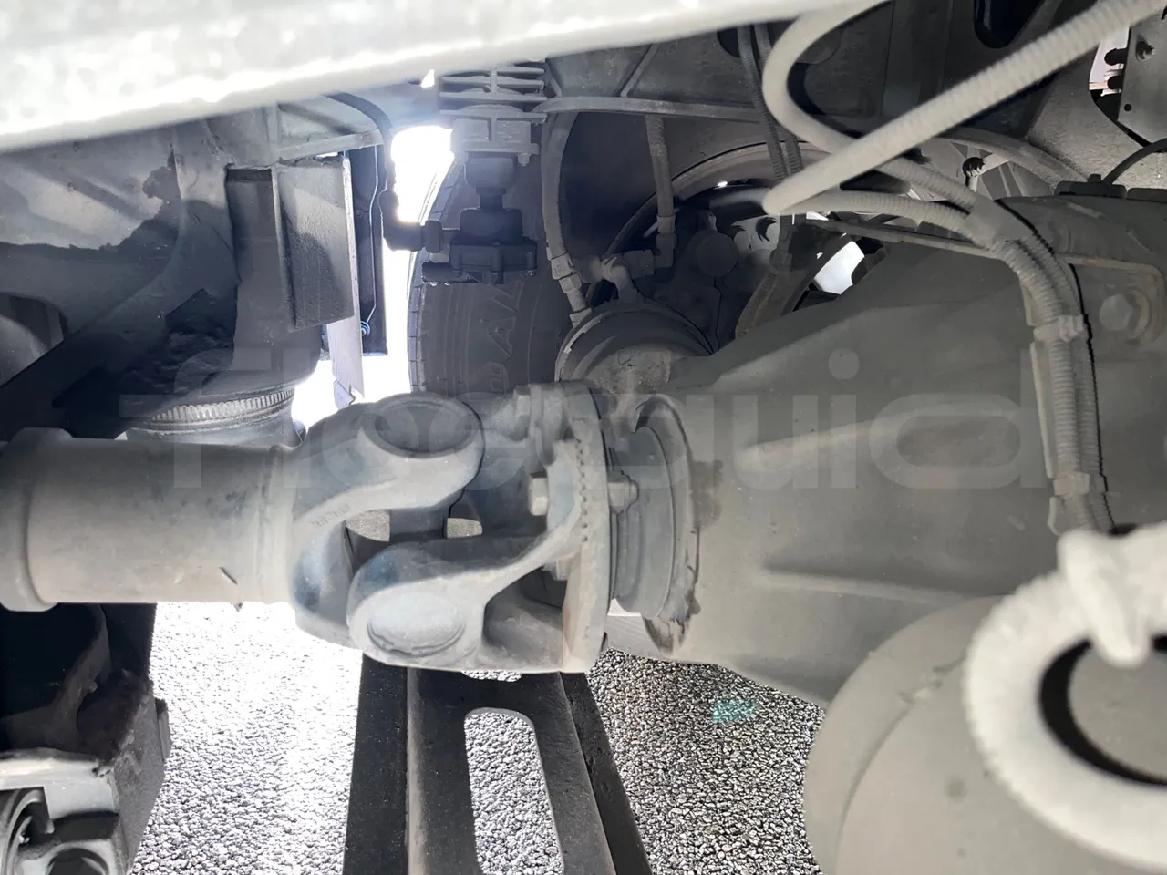 Mercedes-Benz Tourismo 632 02 - EUR5 - 315kW - 12.960m - 11967cc - driveshaft photo