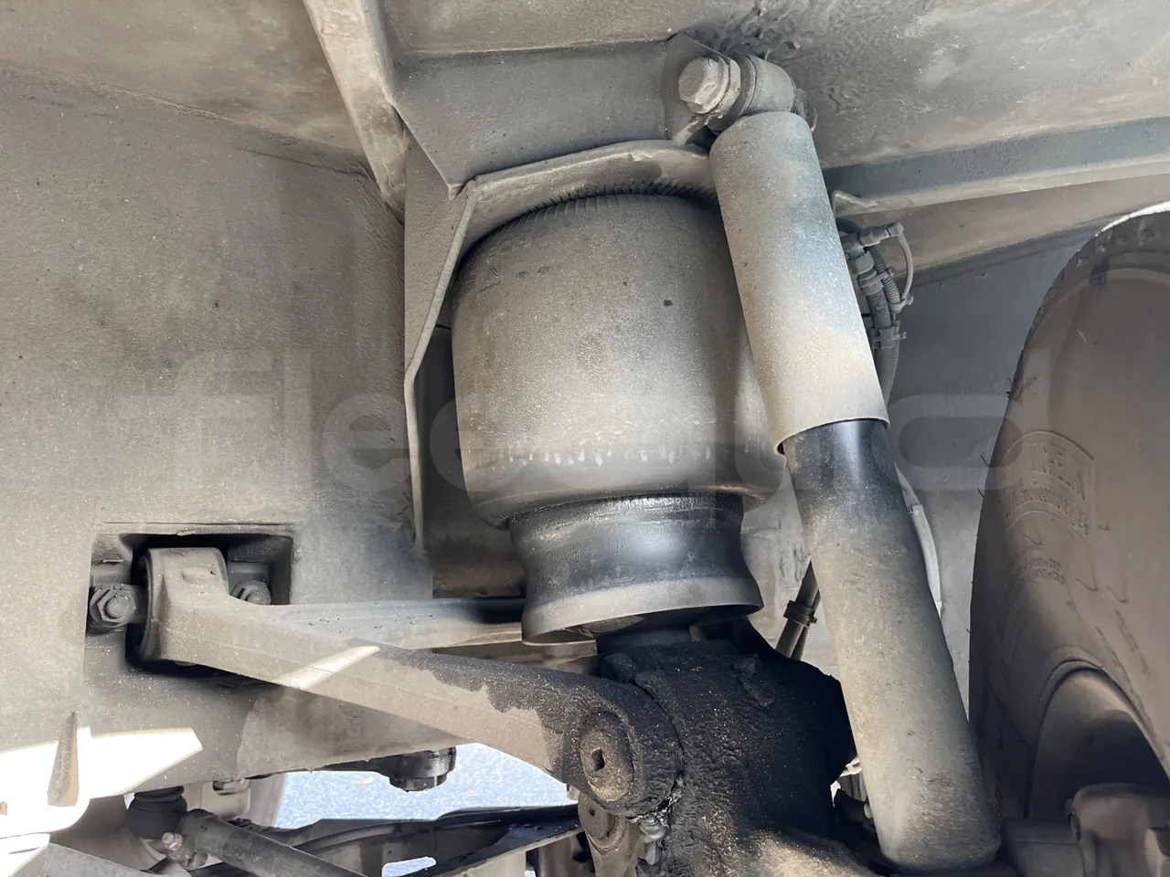 Mercedes-Benz Tourismo 632 02 - EUR5 - 315kW - 12.960m - 11967cc - front discs left