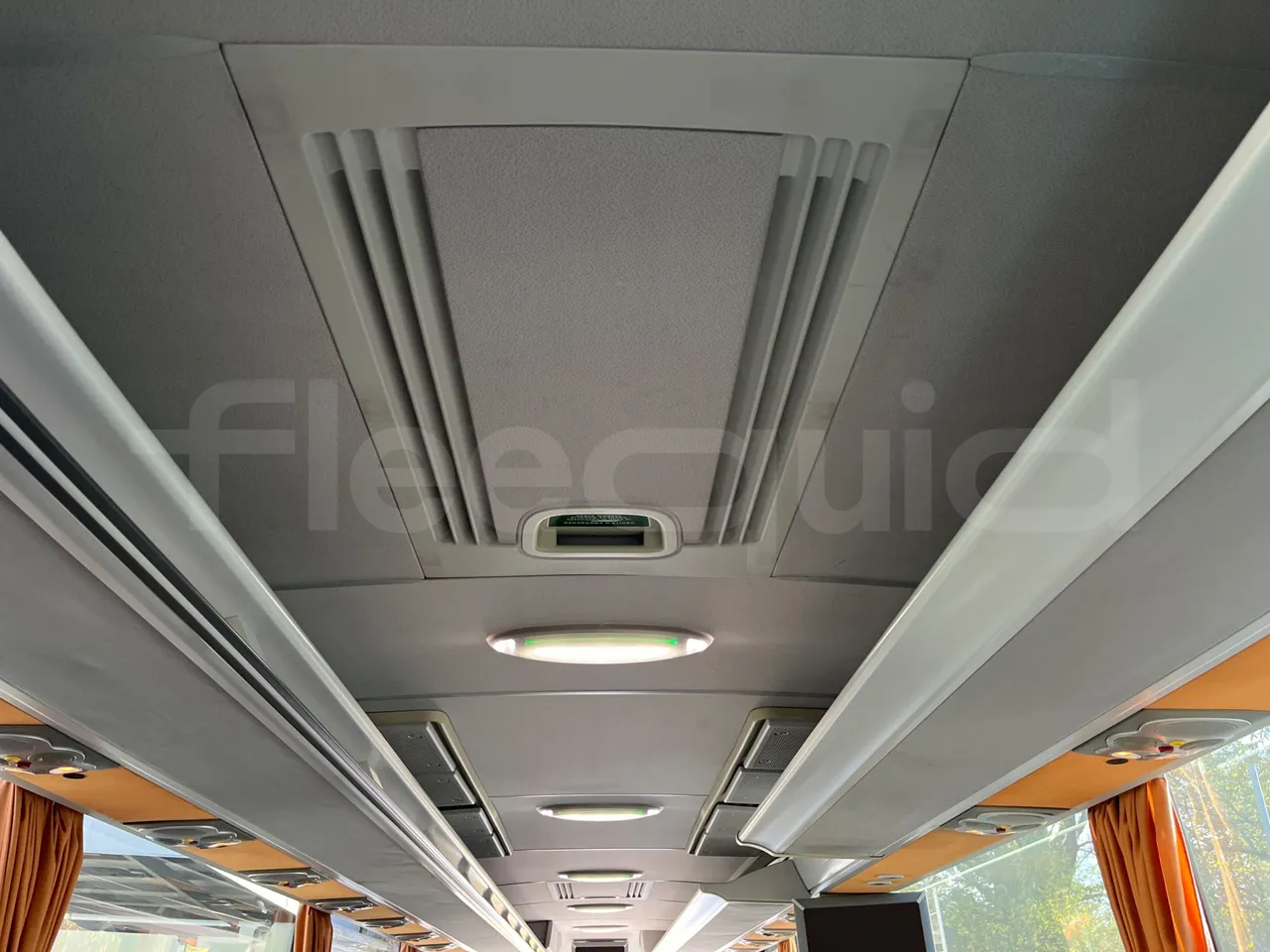 Mercedes-Benz Tourismo 632 02 - EUR5 - 315kW - 12.960m - 11967cc - roof hatch 1