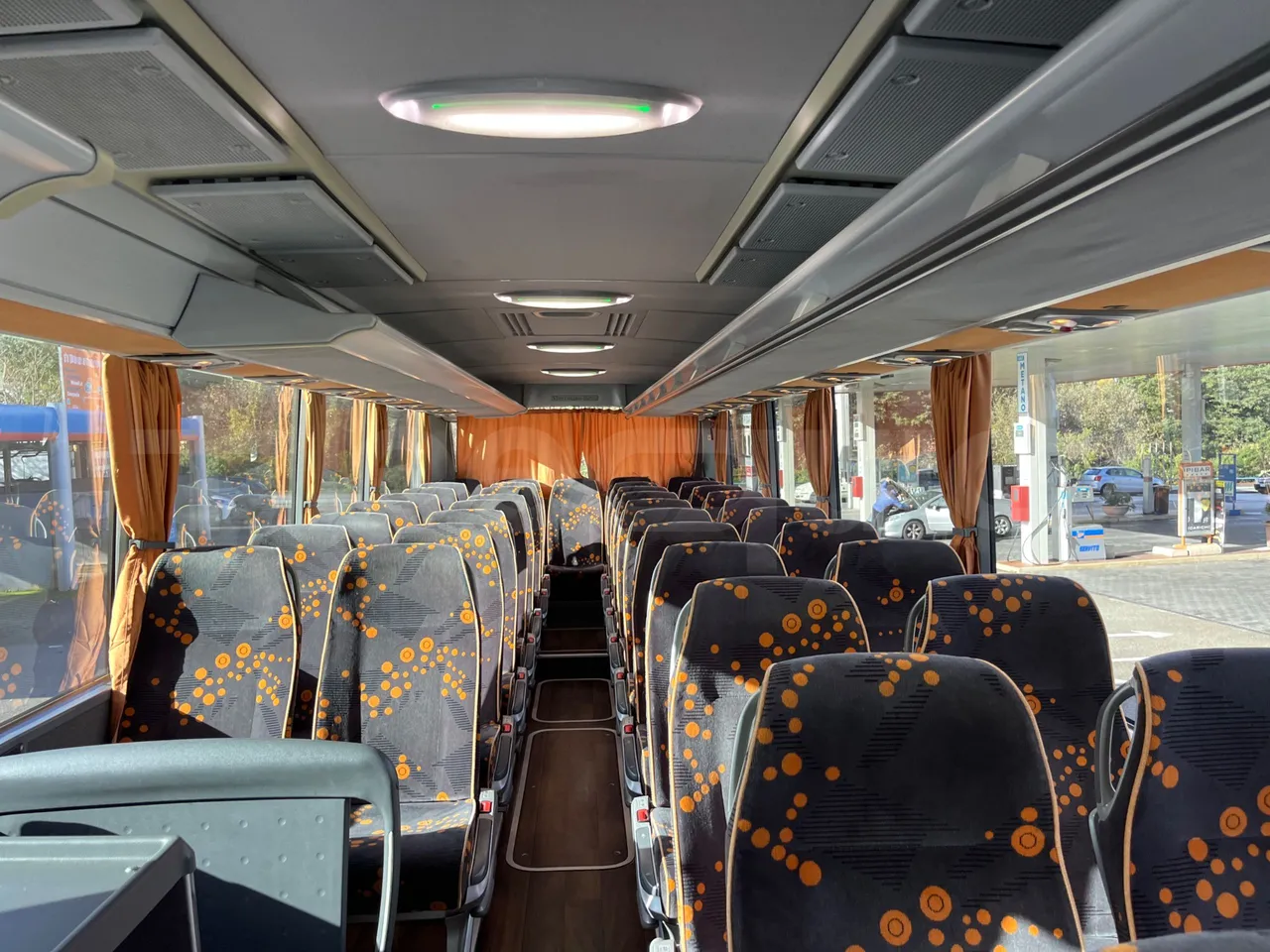 Mercedes-Benz Tourismo 632 02 - EUR5 - 315kW - 12.960m - 11967cc - reverse view middle aisle