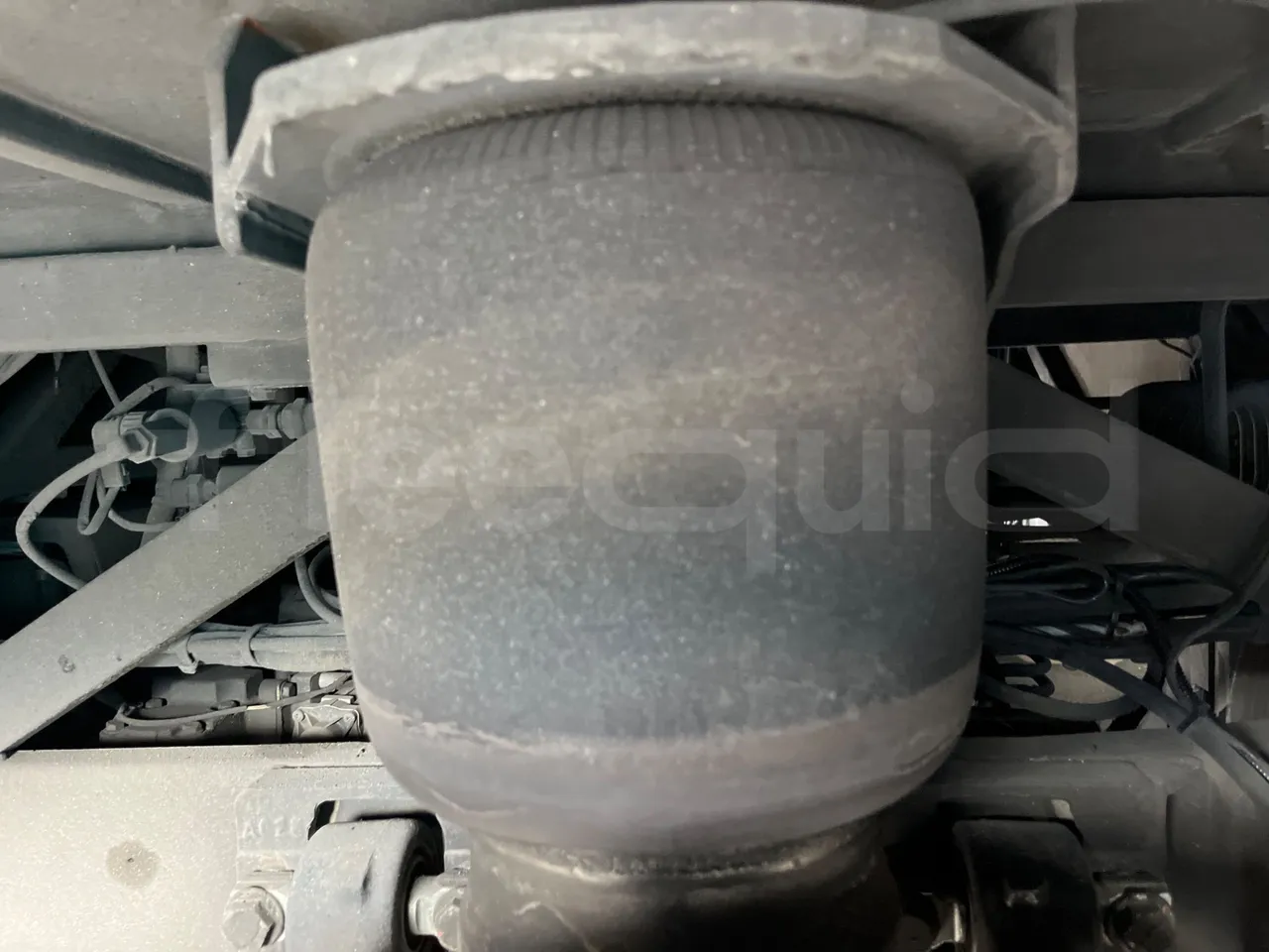 Mercedes-Benz Tourismo 632 02 - EUR5 - 315kW - 12.960m - 11967cc - axle 3 air springs 2 right