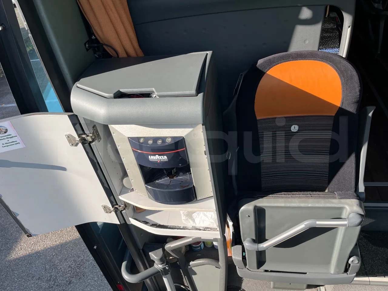 Mercedes-Benz Tourismo 632 02 - EUR5 - 315kW - 12.960m - 11967cc - hostess seat photo