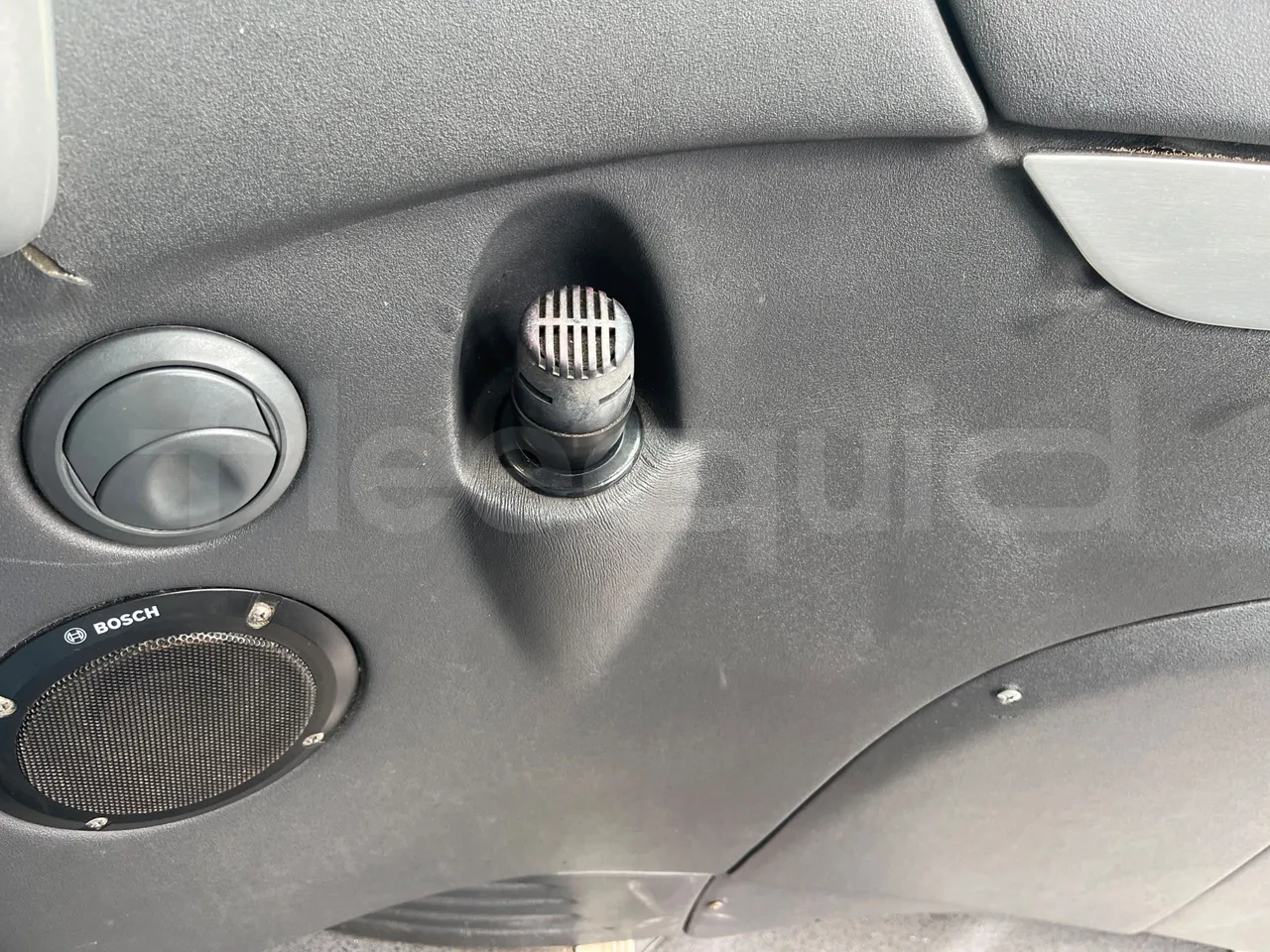 Irizar i6 15.37 - EUR6 - 331kW - 14.980m - hostes microphone accessories photo