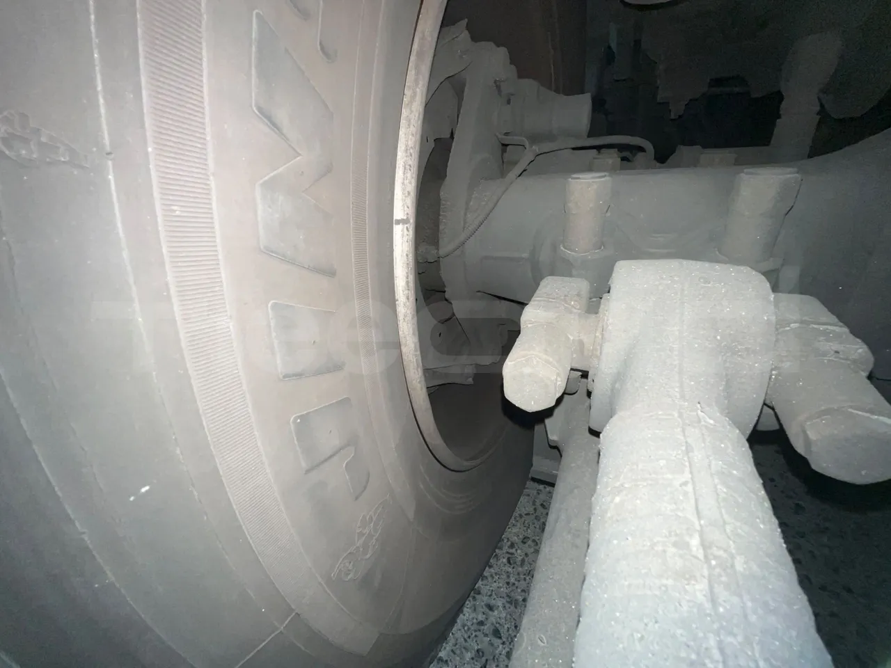 Irizar i6 15.37 - EUR6 - 331kW - 14.980m - axle 2 discs left