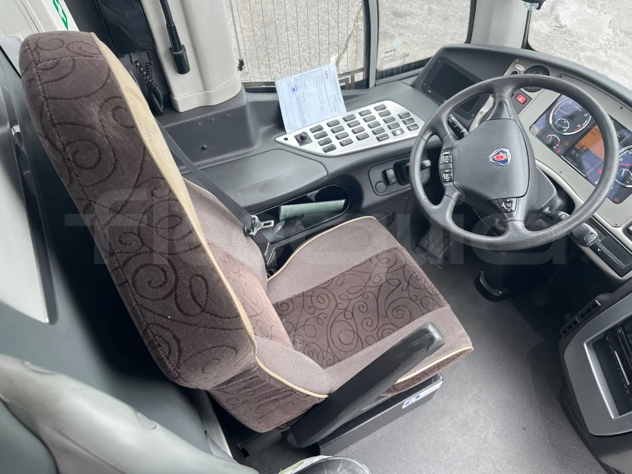 Irizar i6 15.37 - EUR6 - 331kW - 14.980m - driver's seat photo