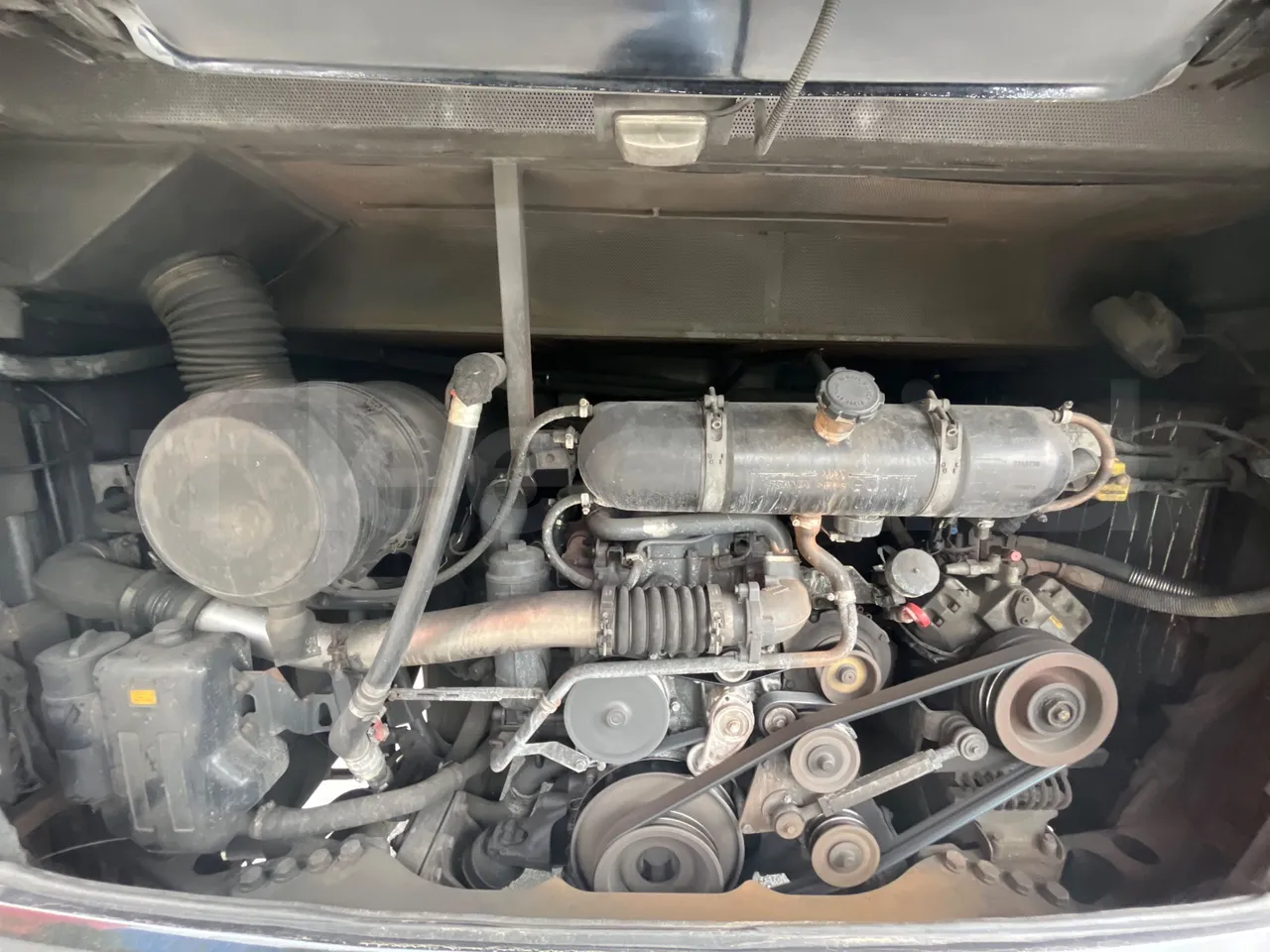 Irizar i6 15.37 - EUR6 - 331kW - 14.980m - rear hatch open