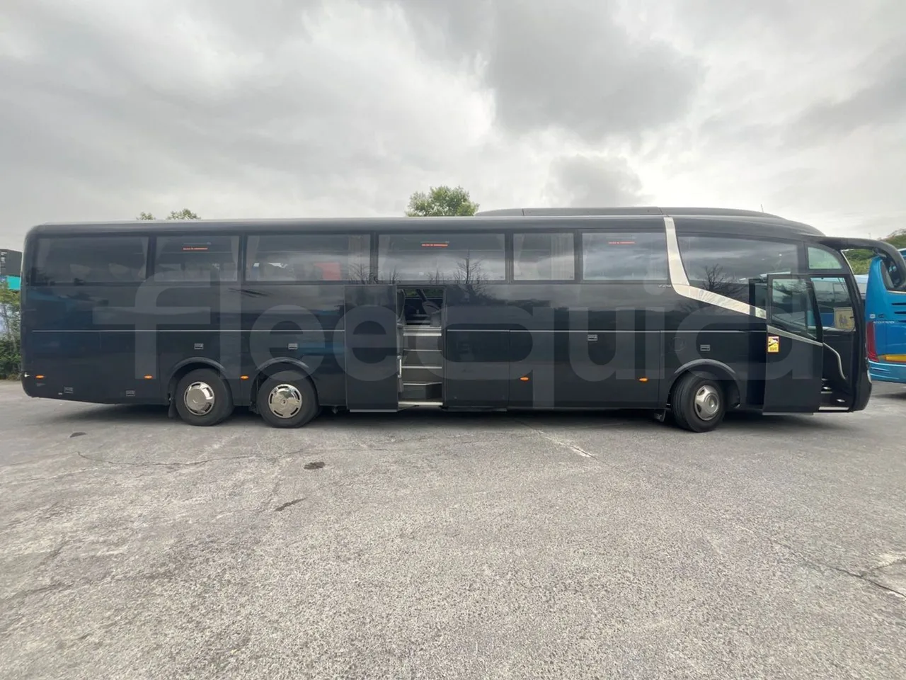 Irizar i6 15.37 - EUR6 - 331kW - 14.980m - right side doors open