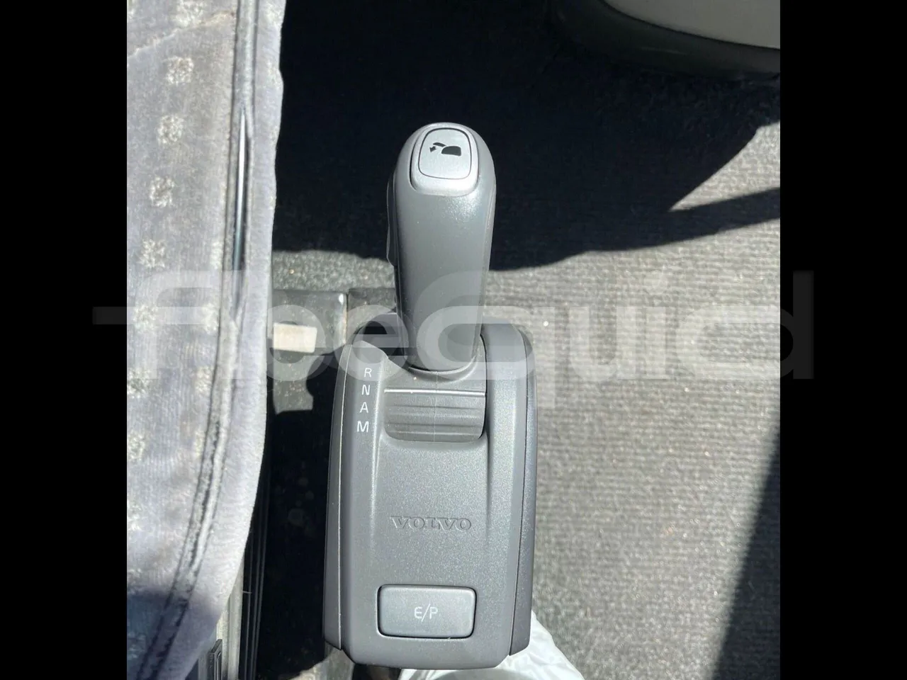 Volvo B12BER 4x2- EUR4 - 309kW -12.2m - command unit indicators