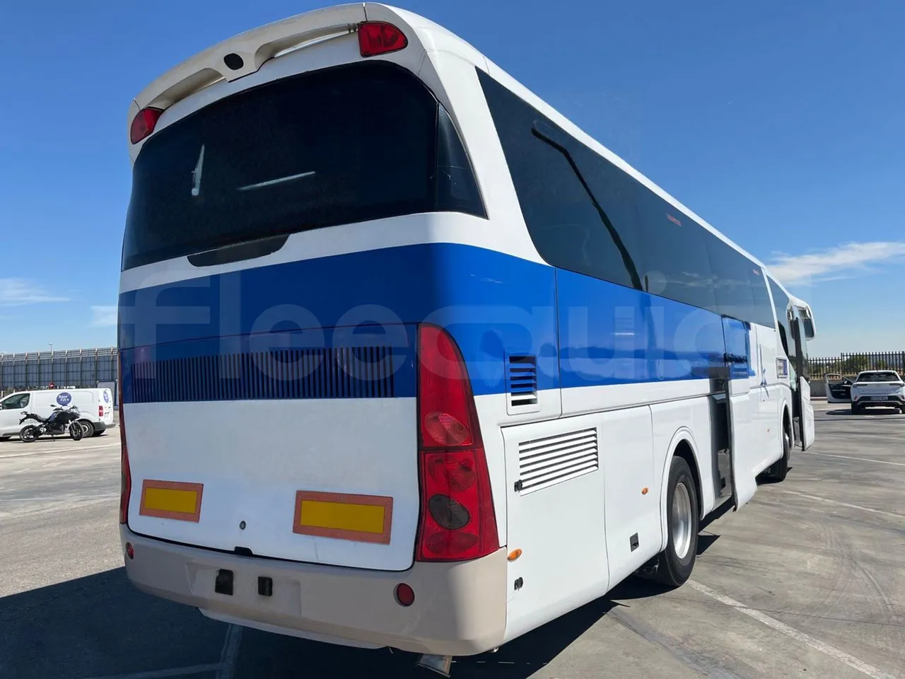 Volvo B12BER 4x2- EUR4 - 309kW -12.2m - 3/4 right rear doors open