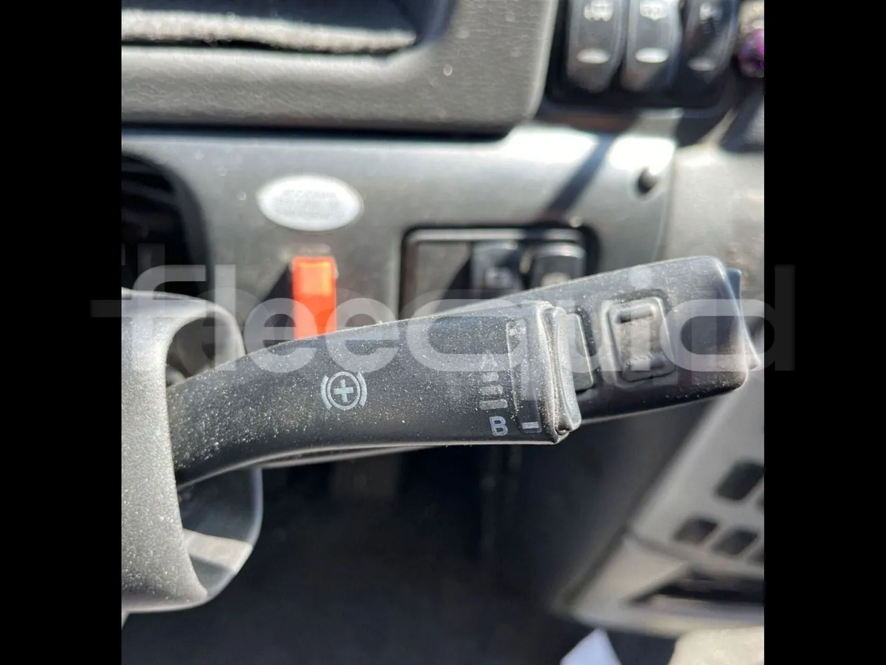 Volvo B12BER 4x2- EUR4 - 309kW -12.2m - hostes microphone accessories photo