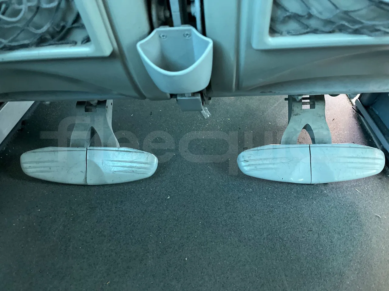 Volvo B12BER 4x2- EUR4 - 309kW -12.2m - power outlets detail