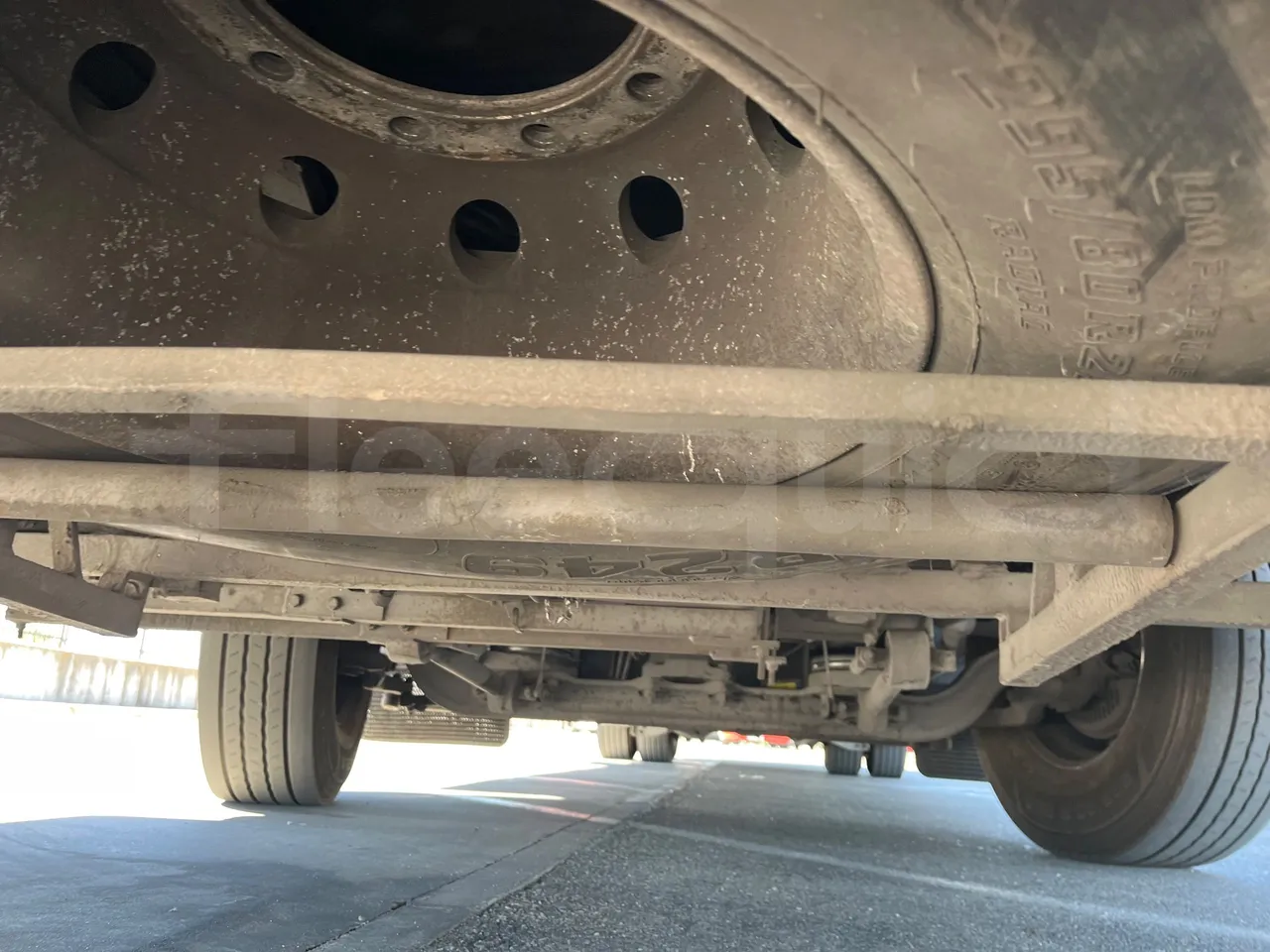 Volvo B12BER 4x2- EUR4 - 309kW -12.2m - front undercarriage from front