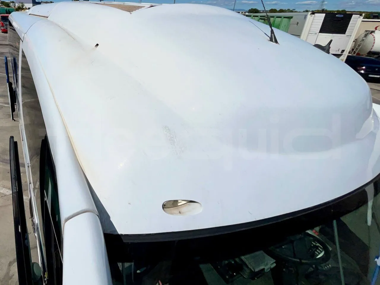 Volvo B12BER 4x2- EUR4 - 309kW -12.2m - turntable external (18m)