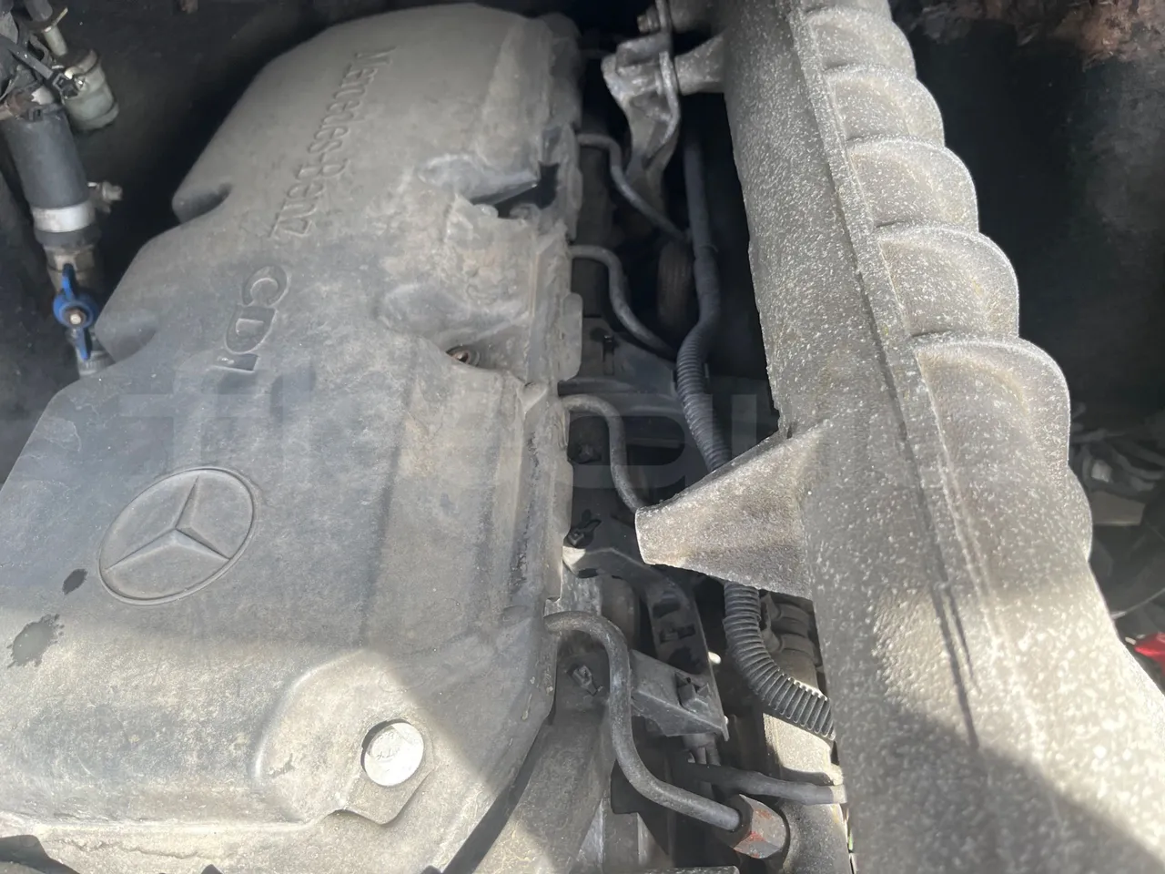 Mercedes-Benz Sprinter 416CD  - Euro3 - 115kW - 6.985mt - engine plate photo